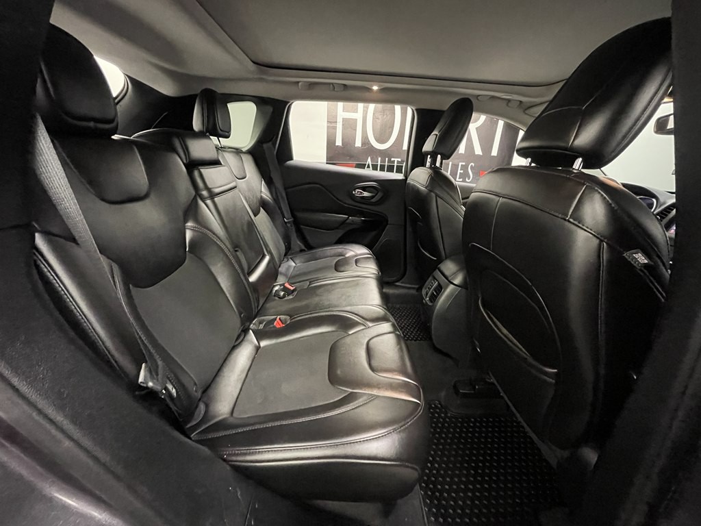 2019 Jeep Cherokee Image 15