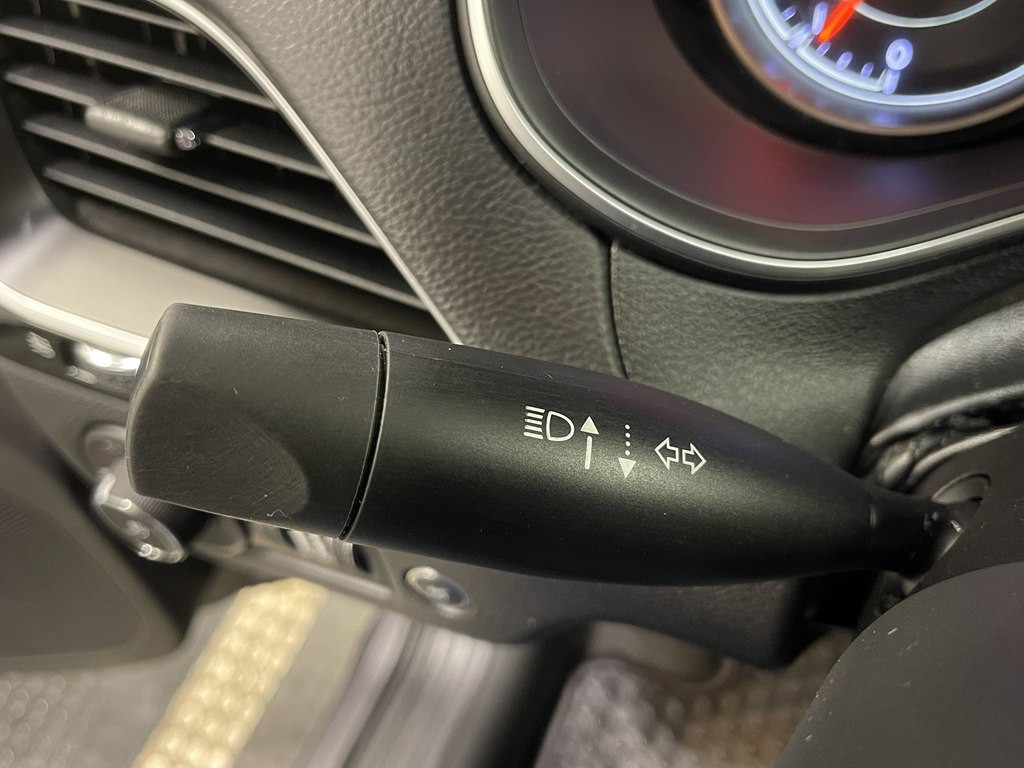 2019 Jeep Cherokee Image 25
