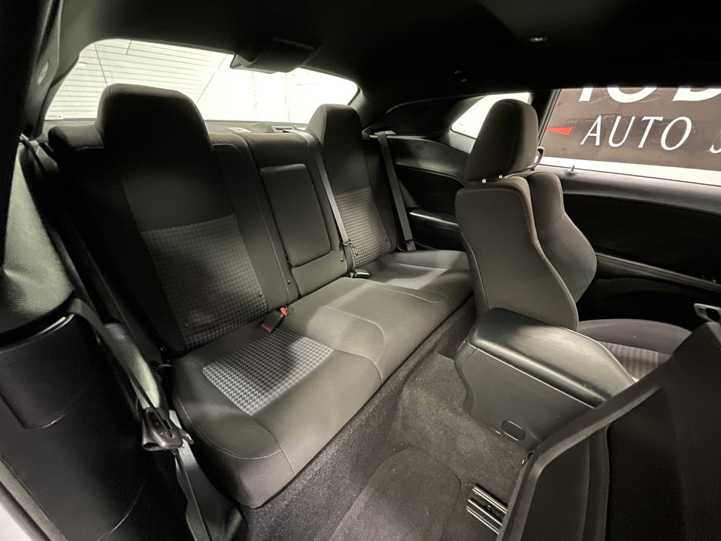2022 Dodge Challenger Image 14