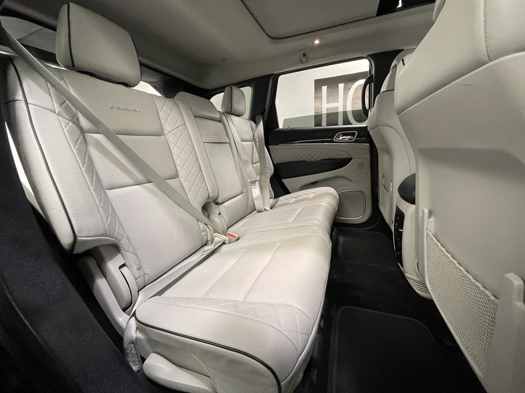 2019 Jeep Grand Cherokee Image 16