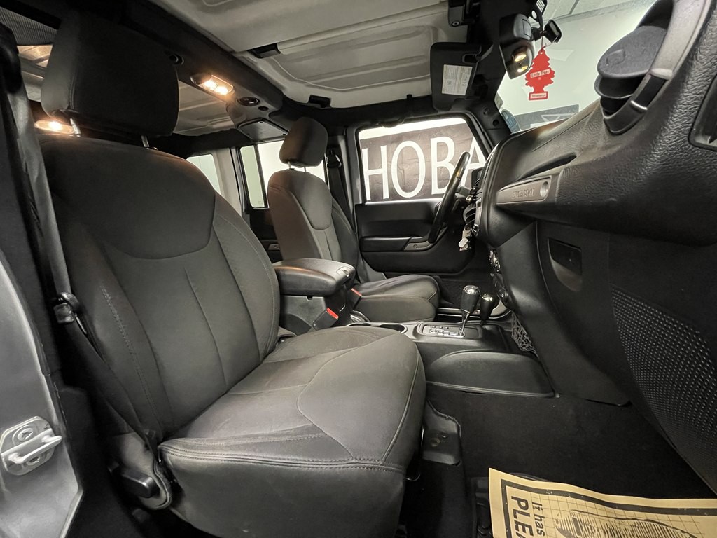 2017 Jeep Wrangler Unlimited Image 11