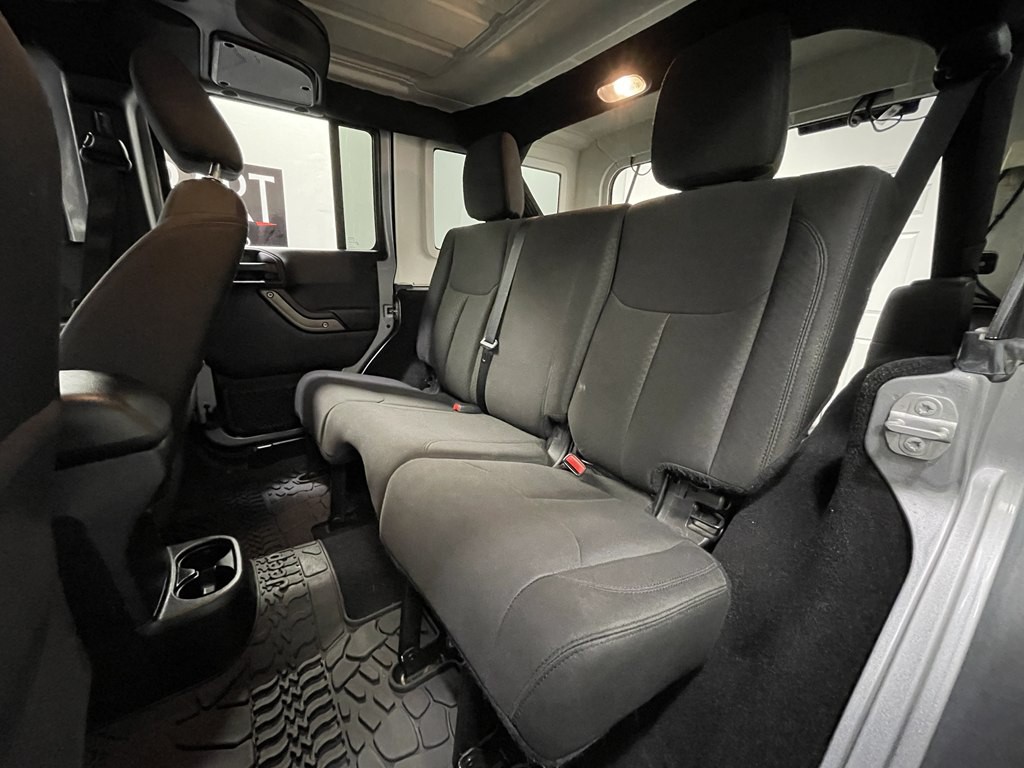 2017 Jeep Wrangler Unlimited Image 13
