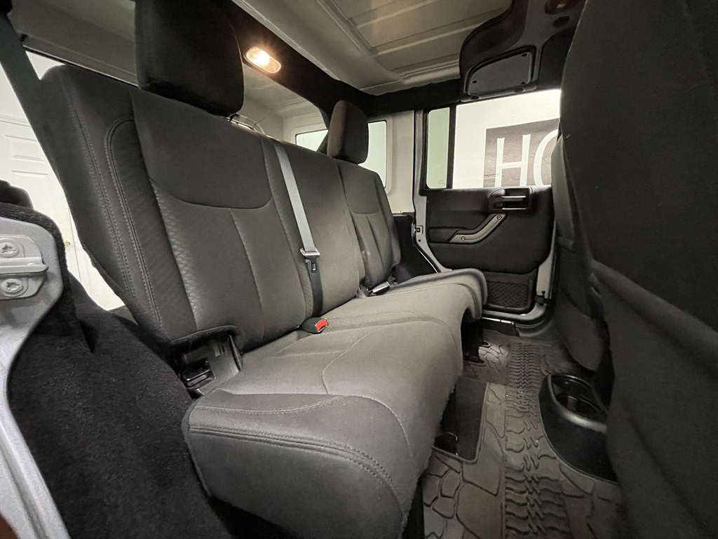 2017 Jeep Wrangler Unlimited Image 15