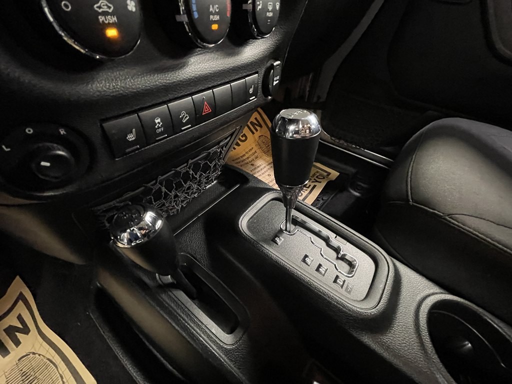 2017 Jeep Wrangler Unlimited Image 19