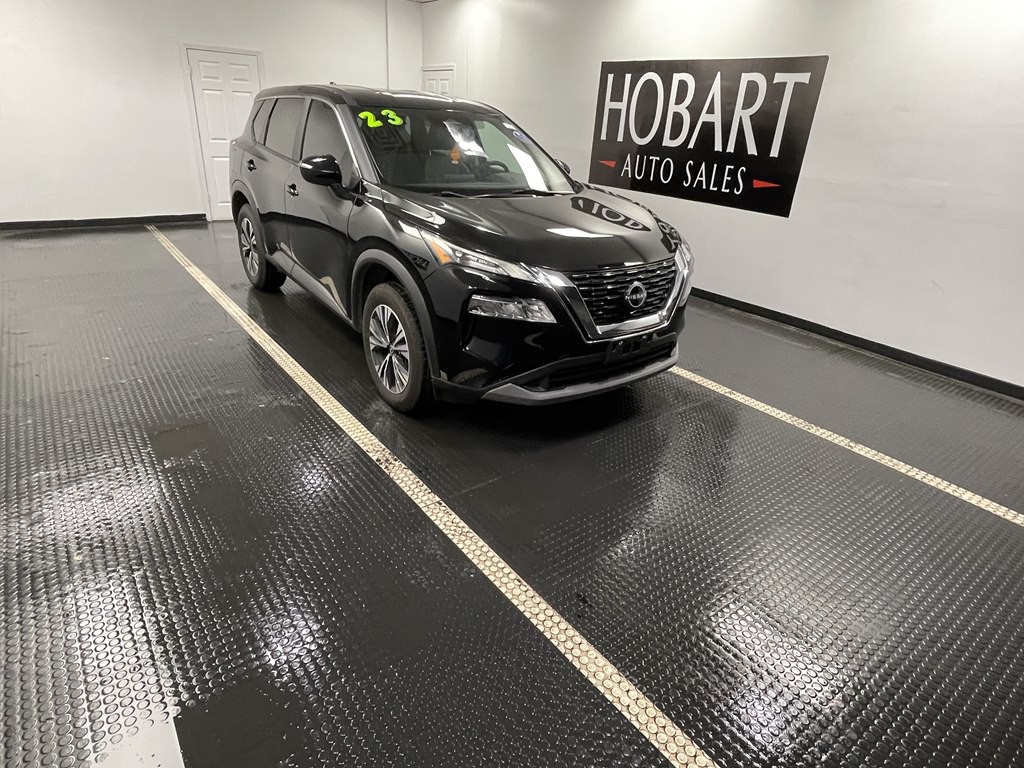 2023 Nissan Rogue Image 1