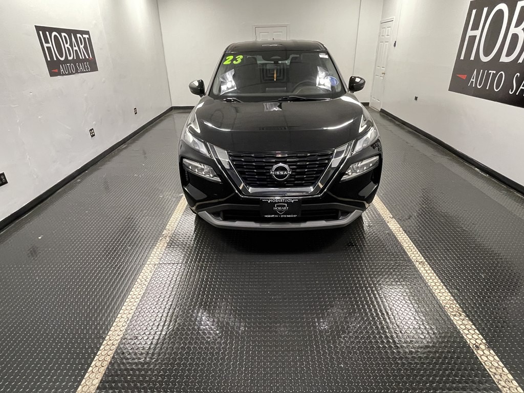 2023 Nissan Rogue Image 2