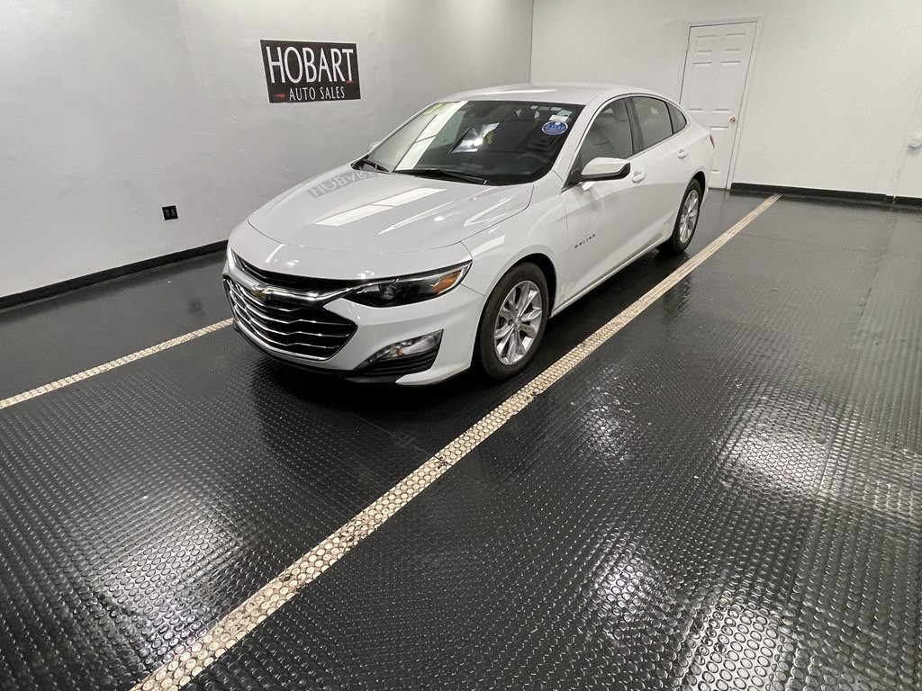 2023 Chevrolet Malibu Image 3