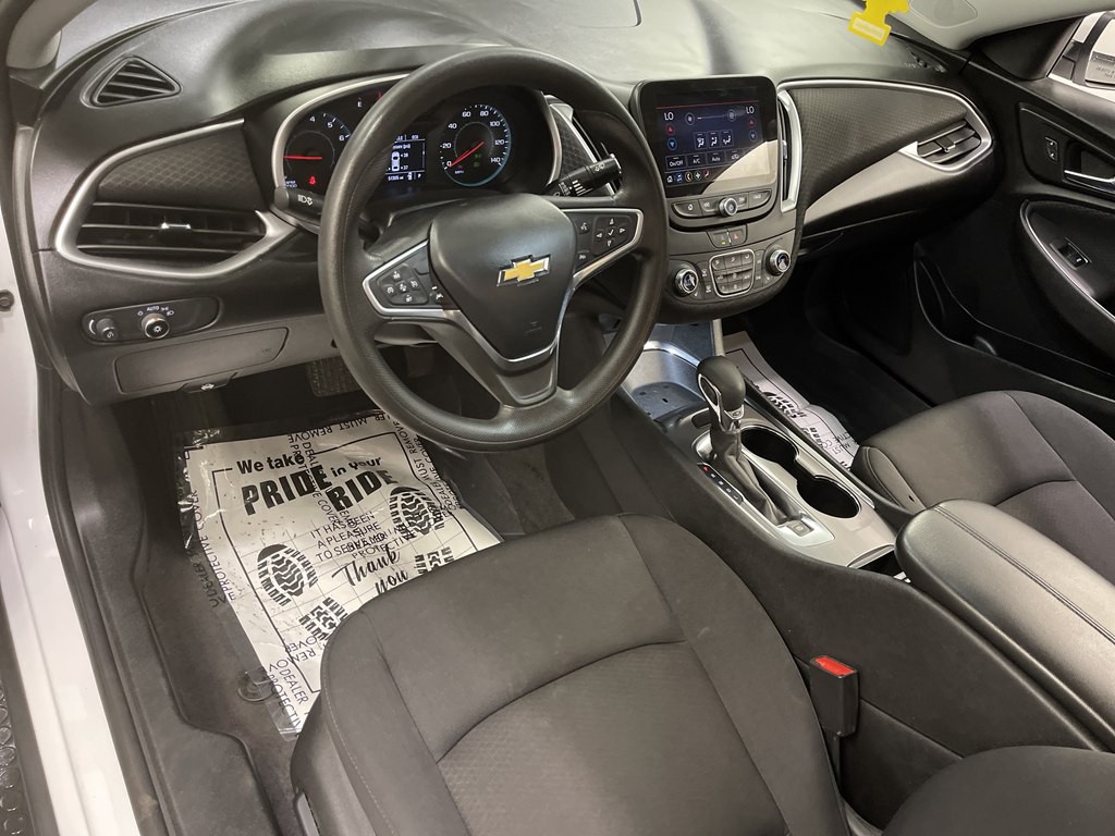 2023 Chevrolet Malibu Image 9
