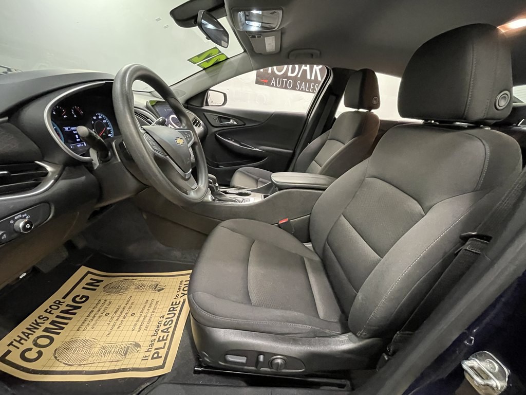 2022 Chevrolet Malibu Image 8