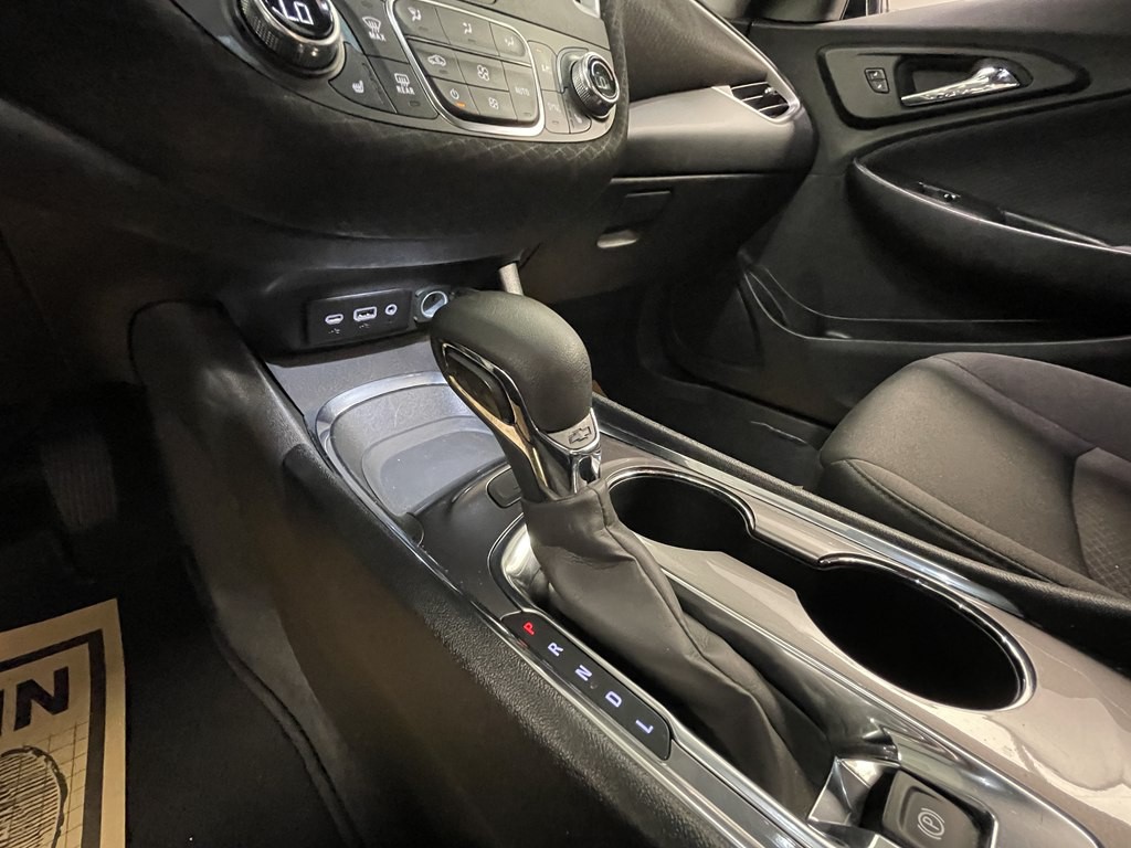 2022 Chevrolet Malibu Image 23