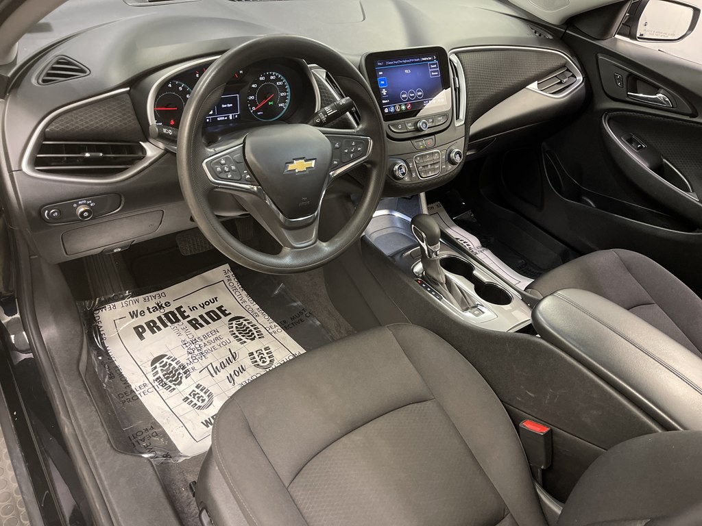 2023 Chevrolet Malibu Image 9