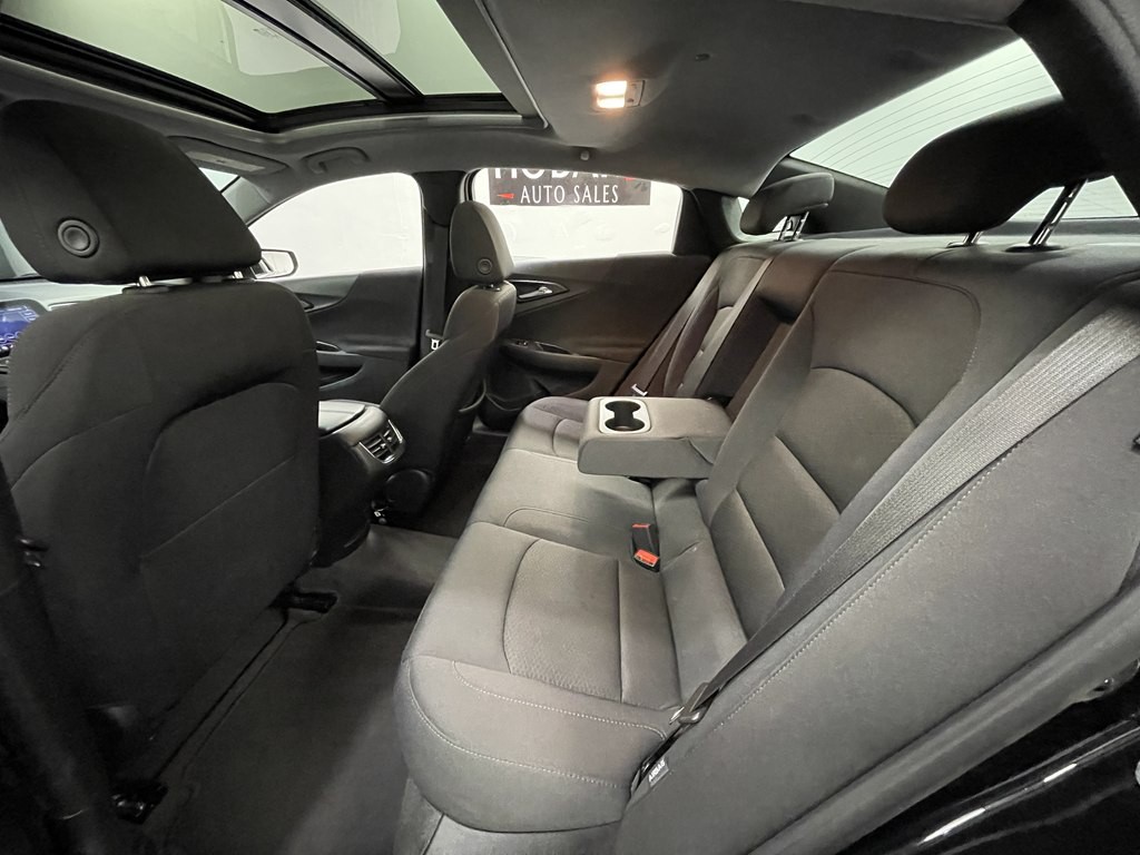 2023 Chevrolet Malibu Image 13
