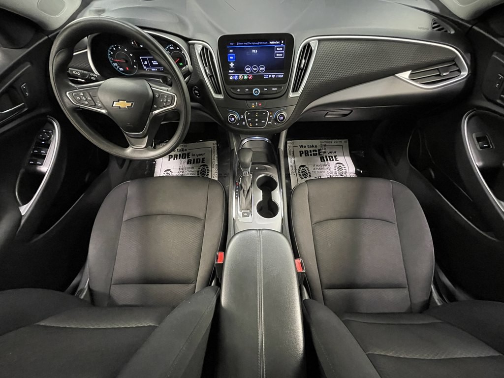 2023 Chevrolet Malibu Image 18