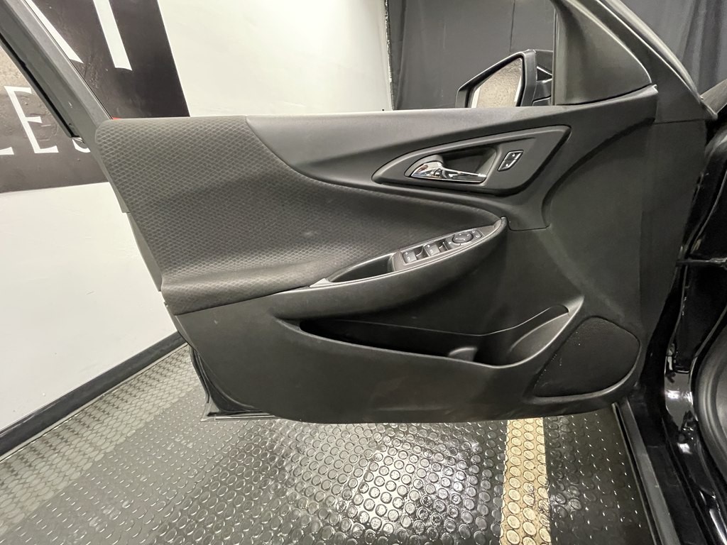 2023 Chevrolet Malibu Image 7