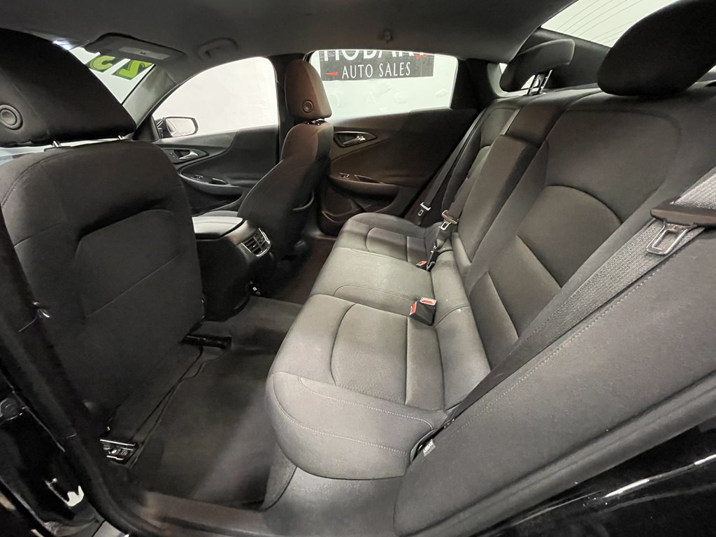 2023 Chevrolet Malibu Image 13