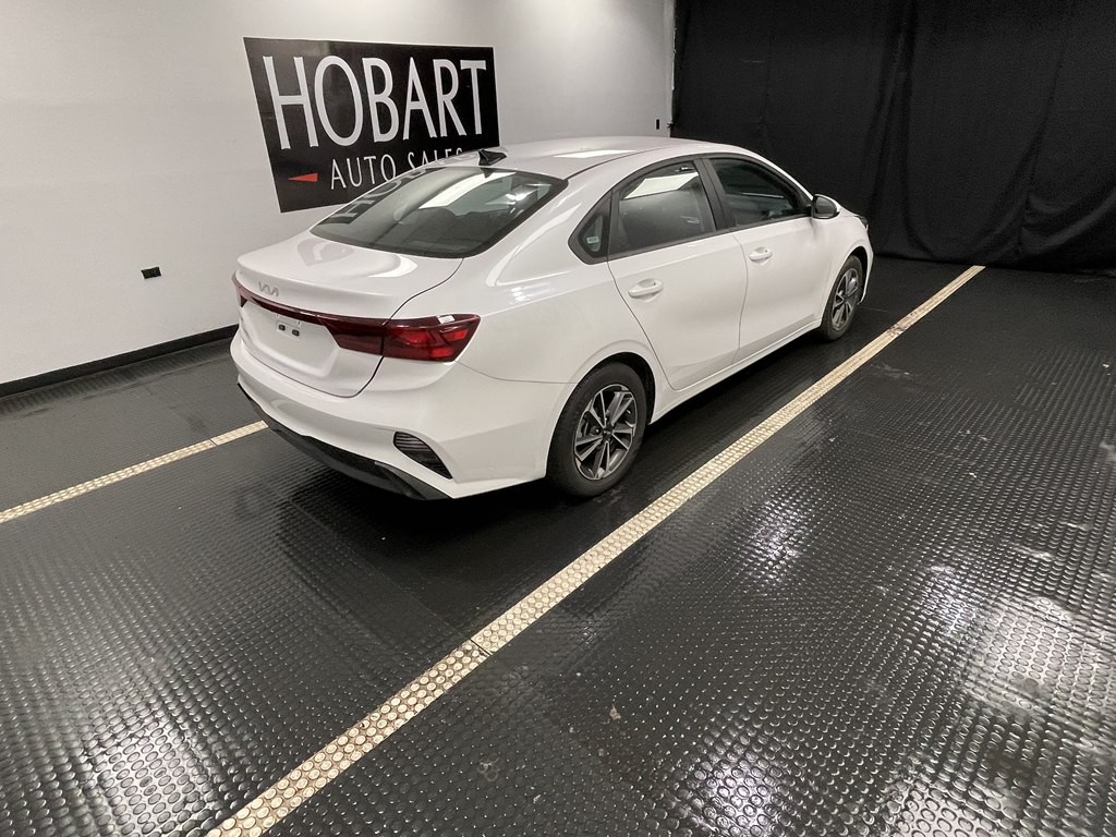 2023 Kia Forte Image 6