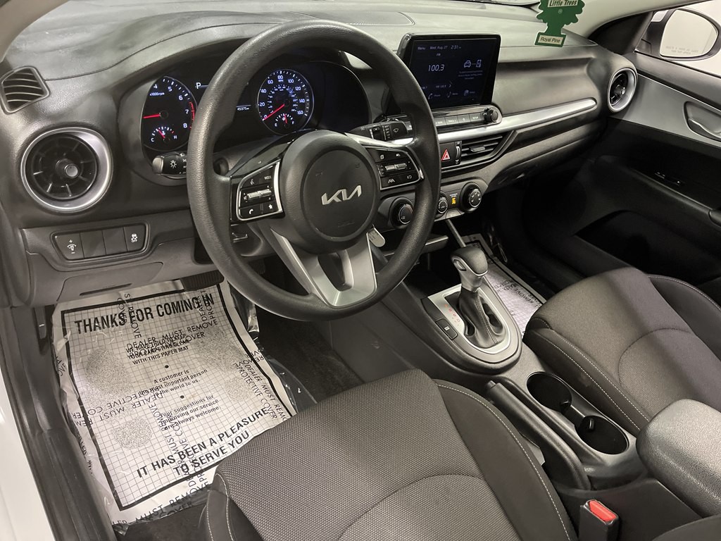 2023 Kia Forte Image 9