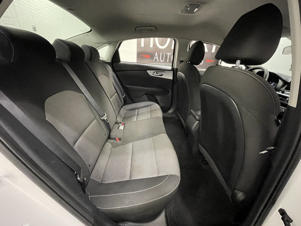 2023 Kia Forte Image 14