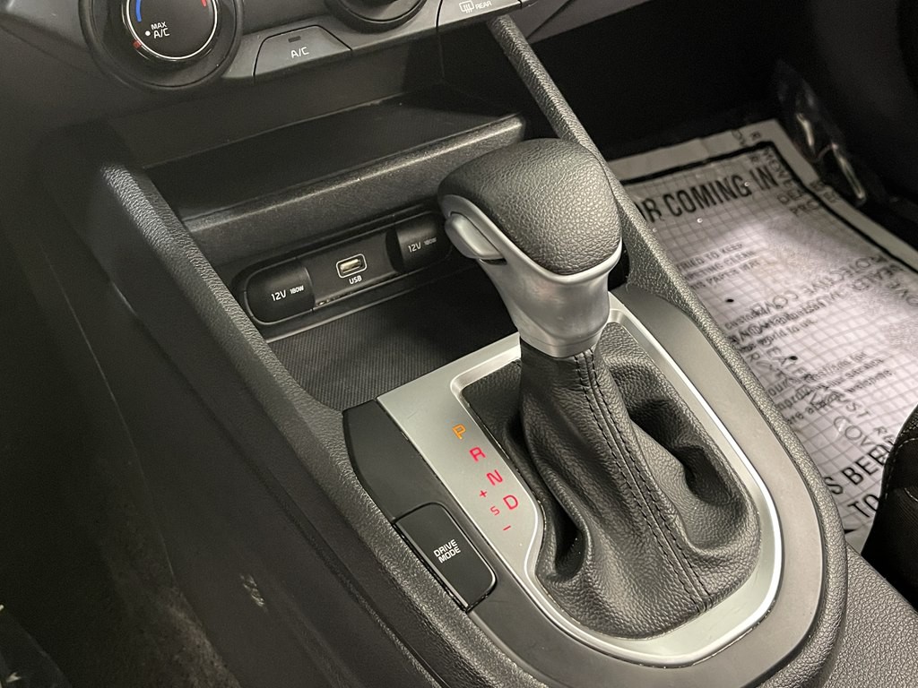 2023 Kia Forte Image 18