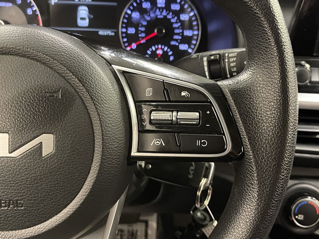 2023 Kia Forte Image 24
