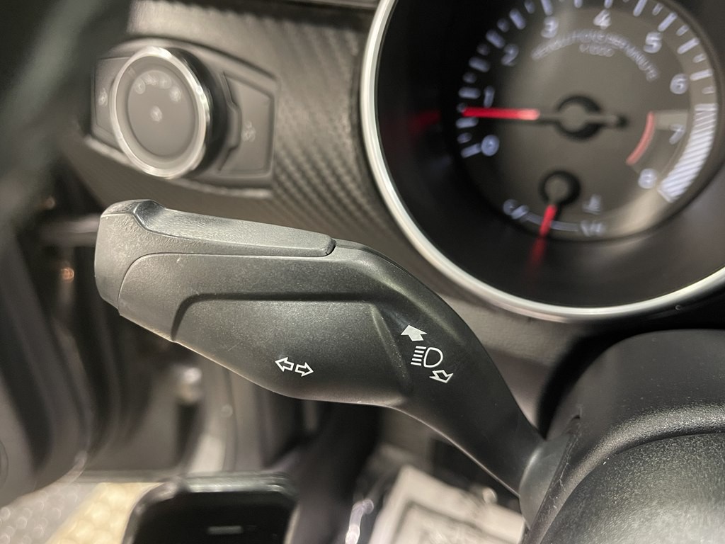 2018 Ford Mustang Image 21