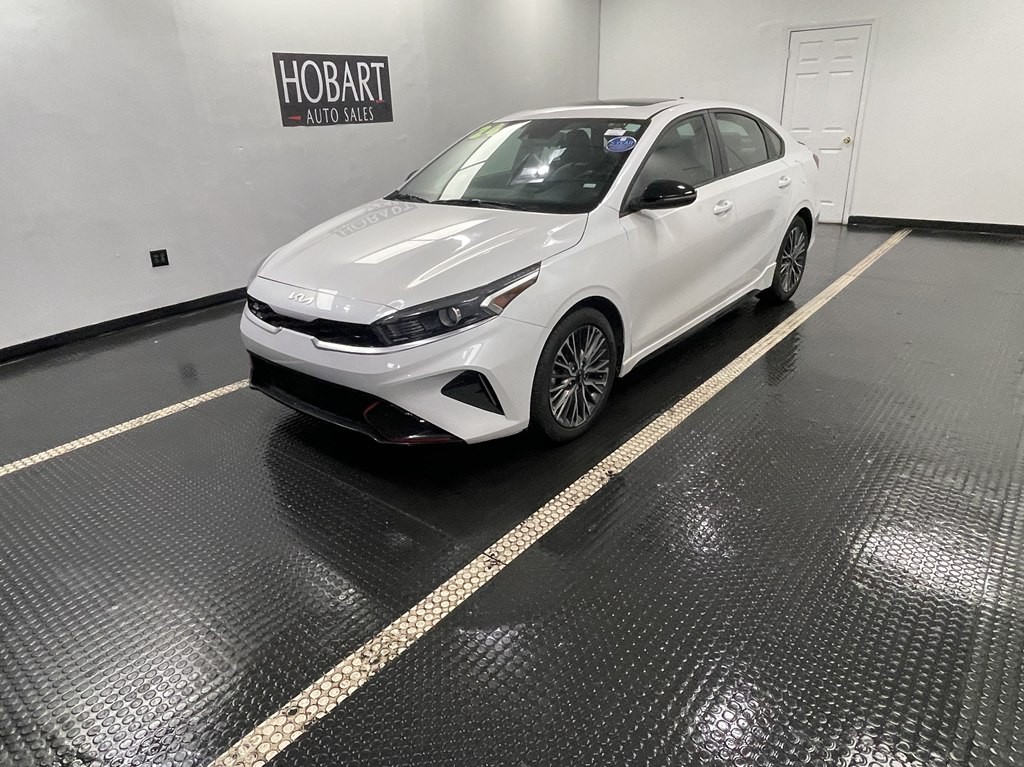2023 Kia Forte Image 3