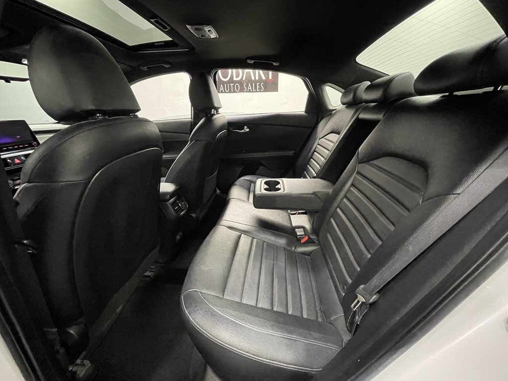 2023 Kia Forte Image 14