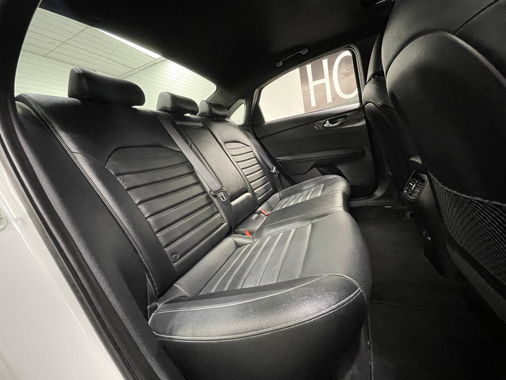 2023 Kia Forte Image 18