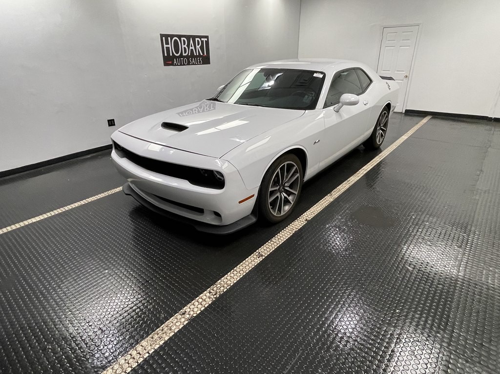 2023 Dodge Challenger Image 3