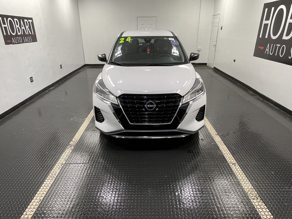 2024 Nissan Kicks Image 2