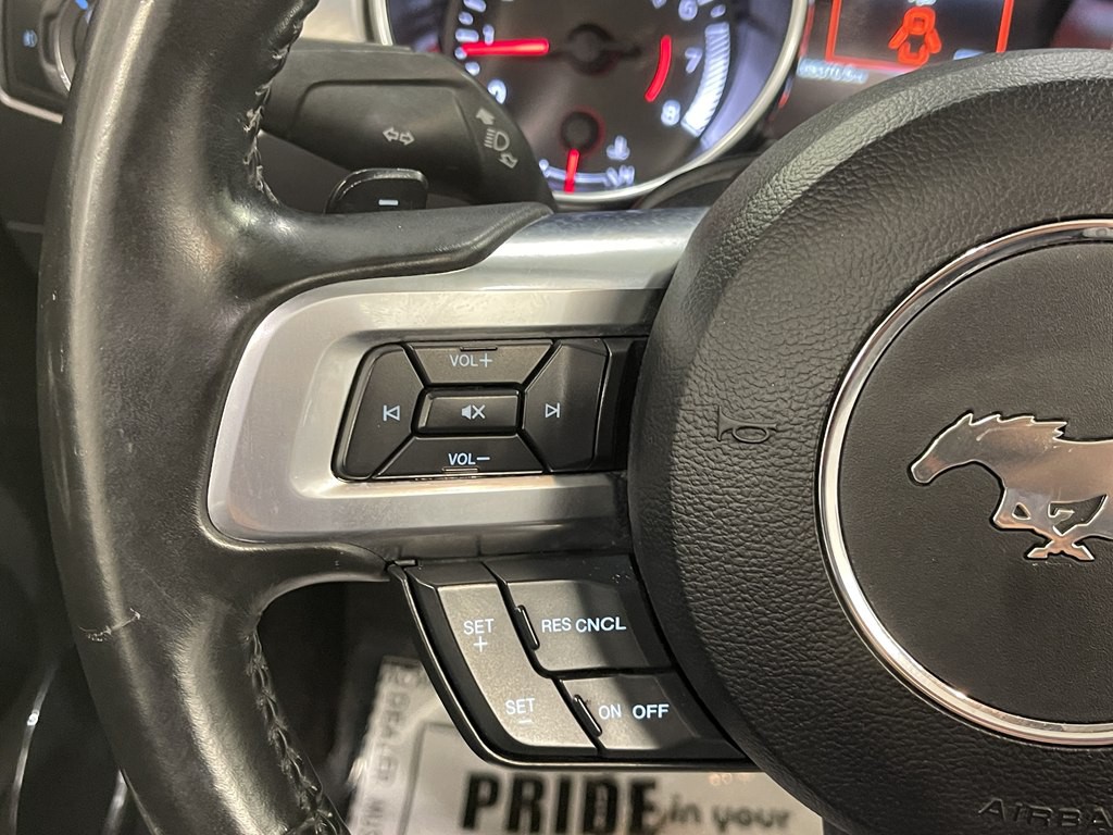2020 Ford Mustang Image 21