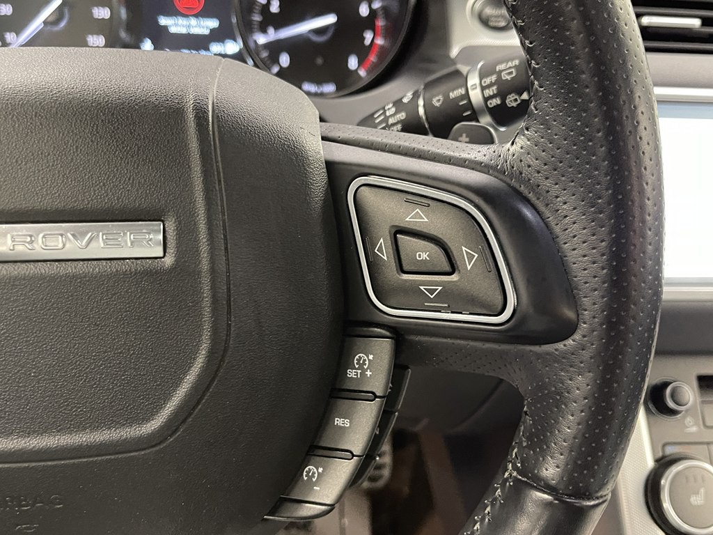 2017 Land Rover Range Rover Evoque Image 30