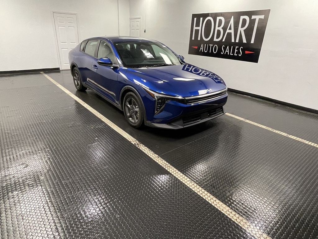 2025 Kia K4 Image 1