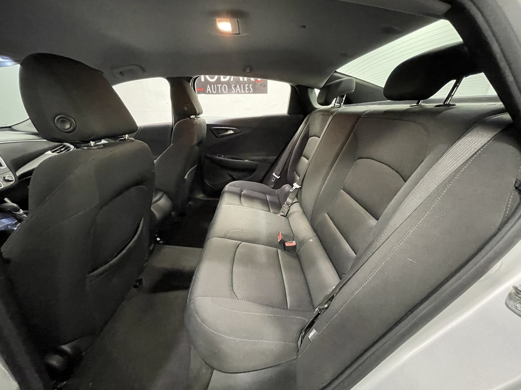 2021 Chevrolet Malibu Image 12