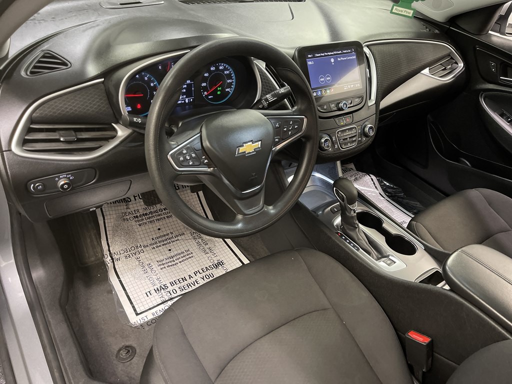 2024 Chevrolet Malibu Image 10