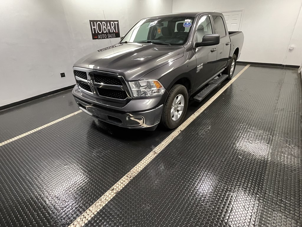 2021 RAM 1500 Image 3