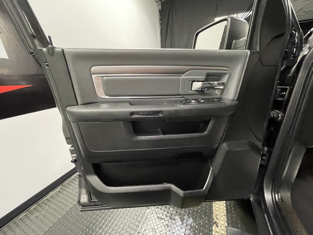 2021 RAM 1500 Image 7