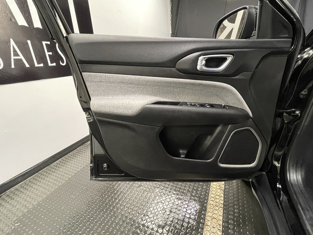 2024 Jeep Compass Image 5