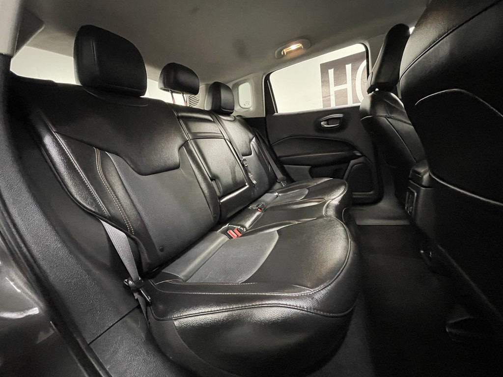 2020 Jeep Compass Image 18
