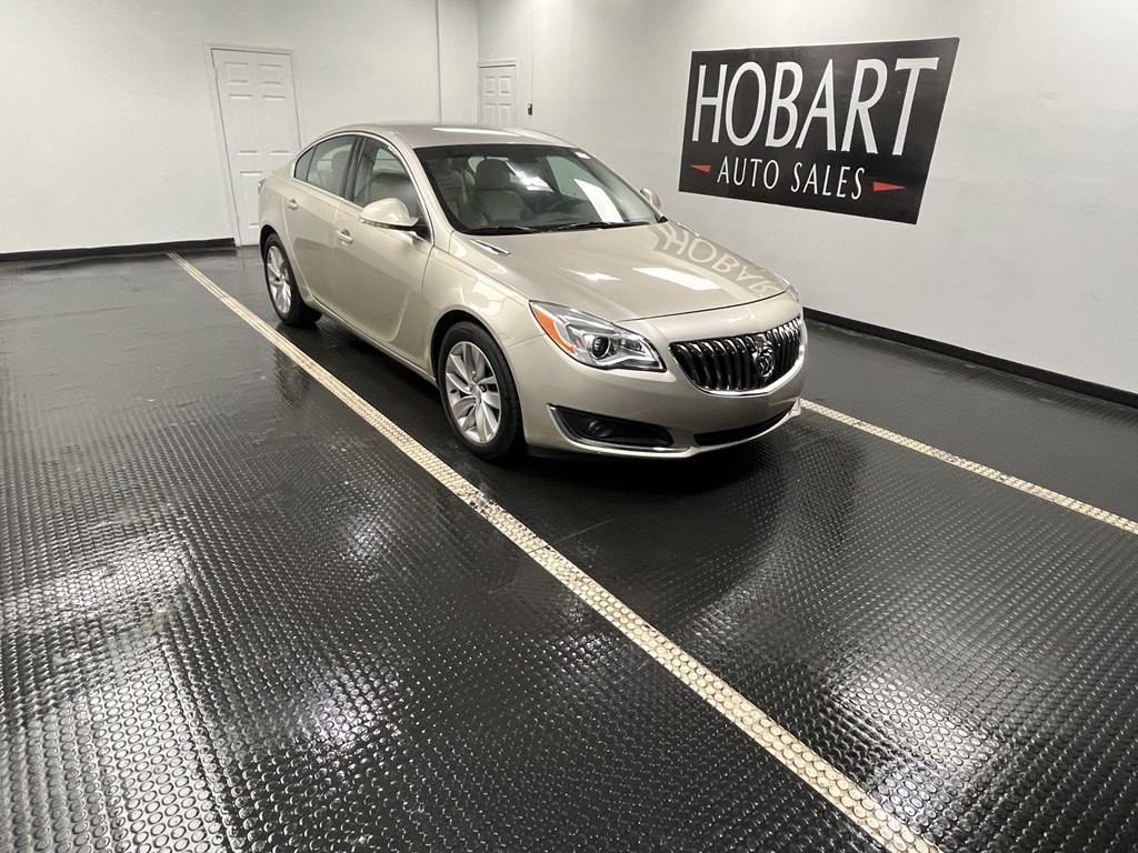 2016 Buick Regal Image 1