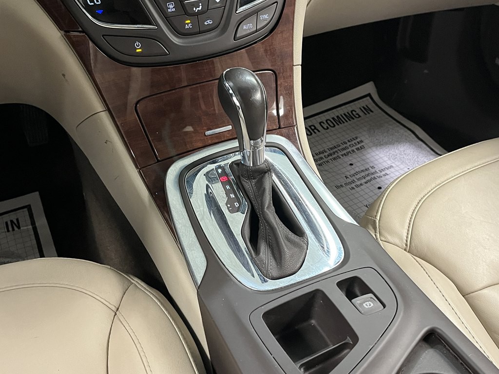 2016 Buick Regal Image 19