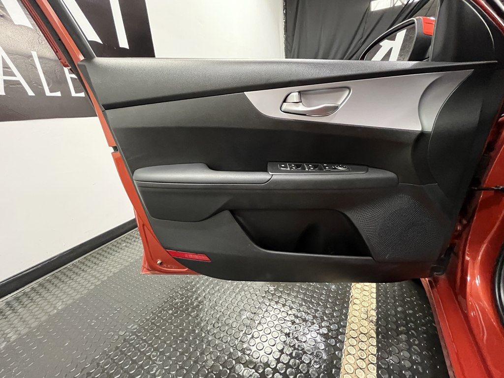 2024 Kia Forte Image 7