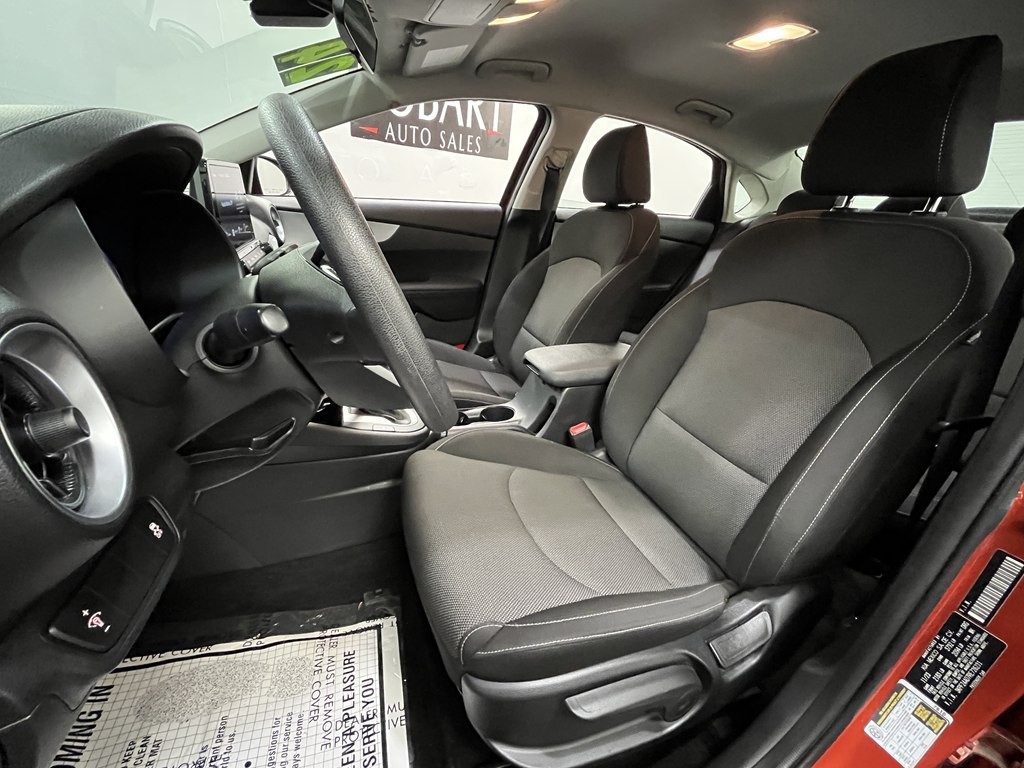 2024 Kia Forte Image 8