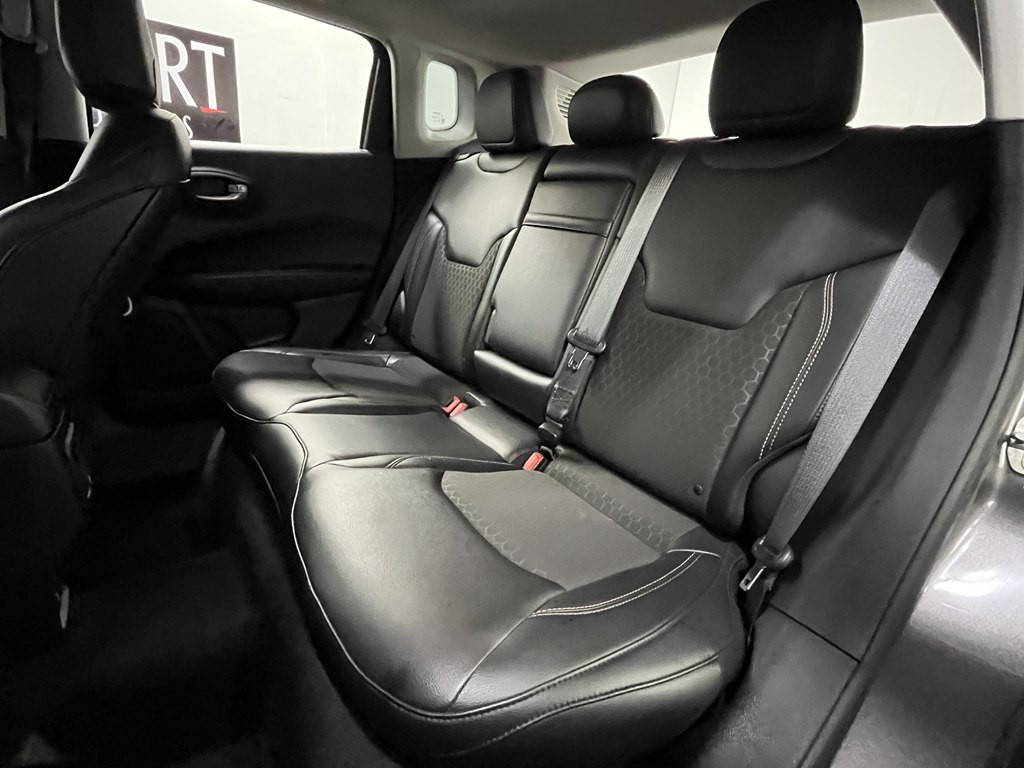 2018 Jeep Compass Image 14