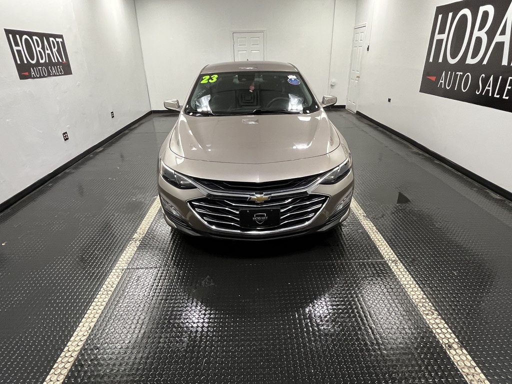2023 Chevrolet Malibu Image 2