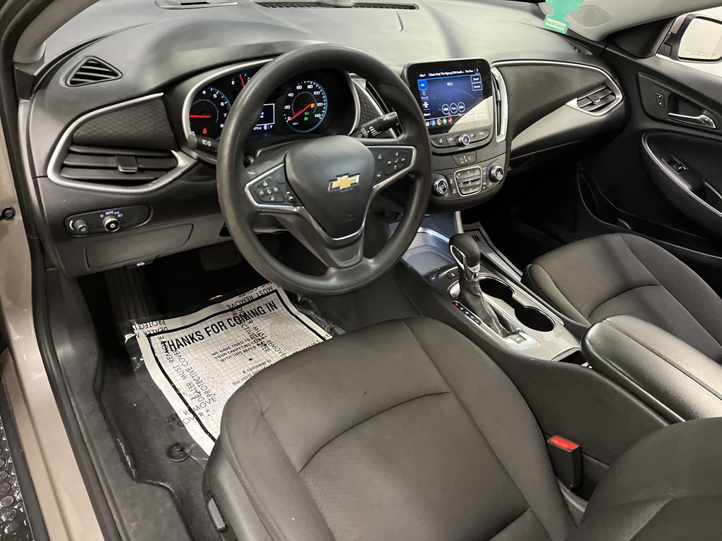 2023 Chevrolet Malibu Image 9