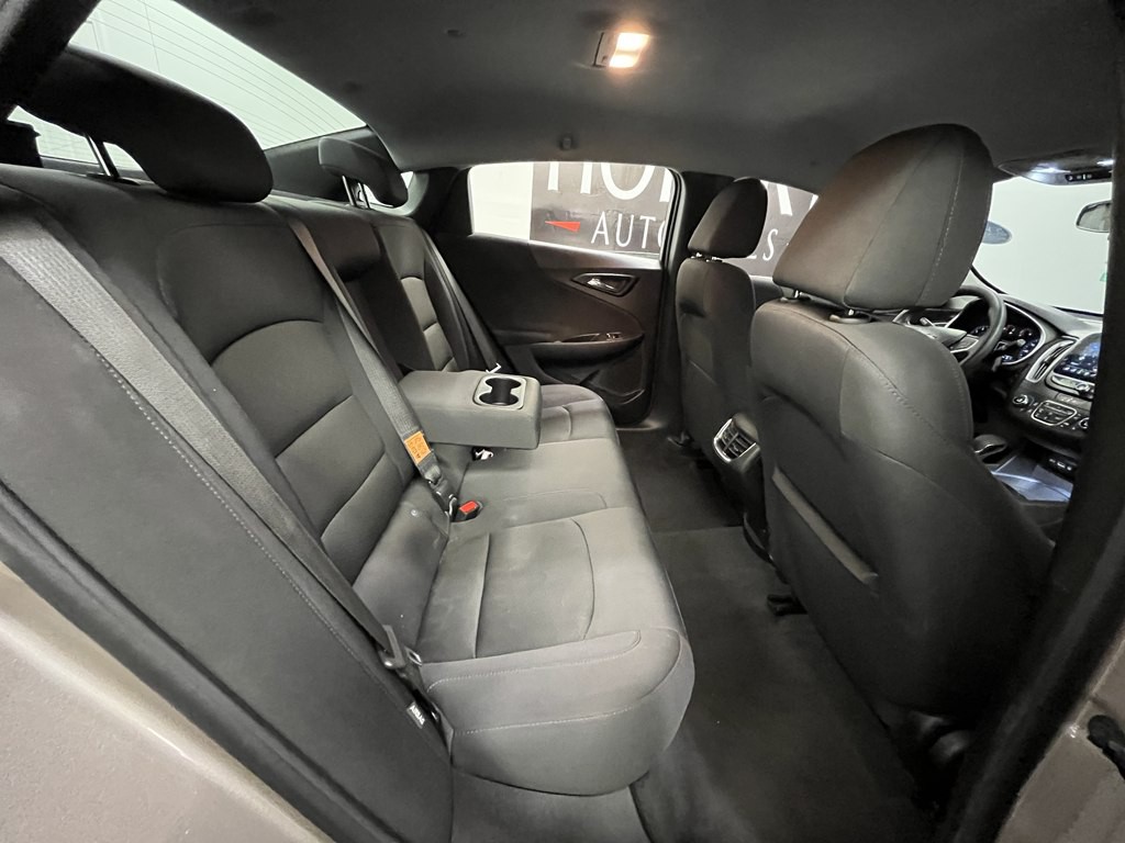 2023 Chevrolet Malibu Image 16