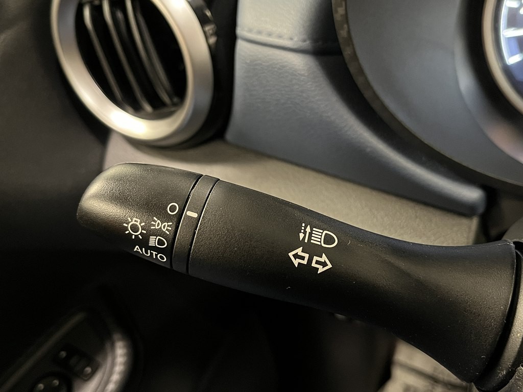 2025 Nissan Versa Image 22