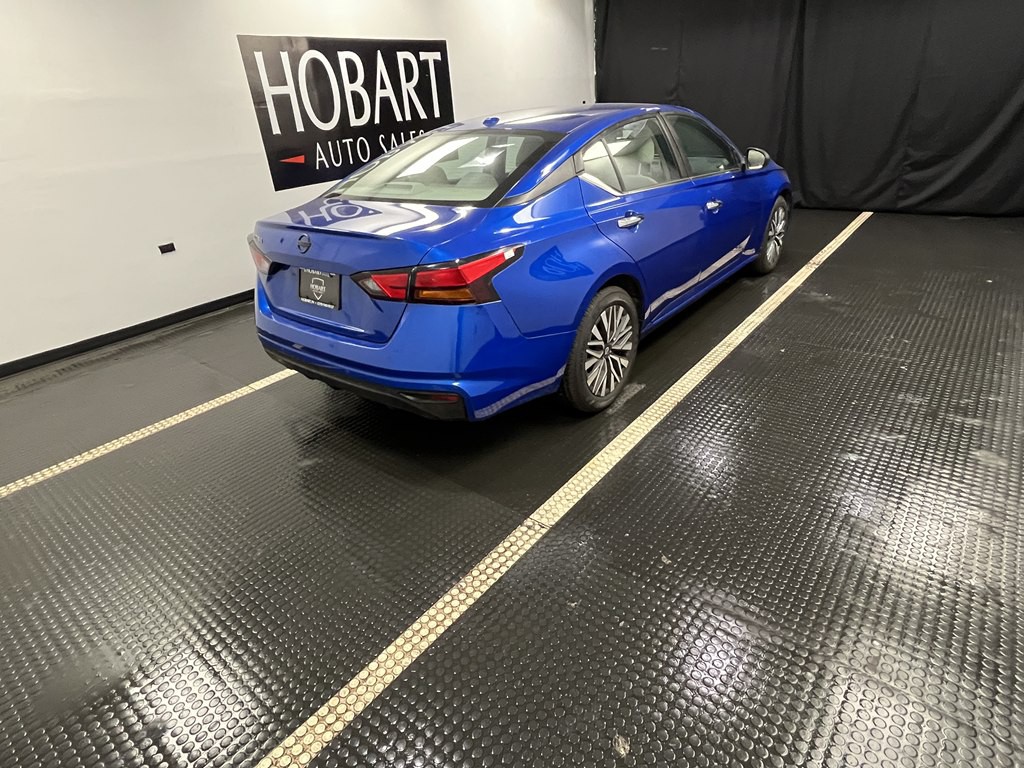 2025 Nissan Altima Image 6