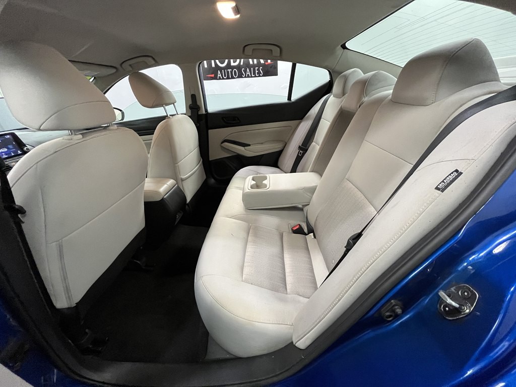 2025 Nissan Altima Image 11